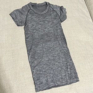 Lululemon Swiftly Tech